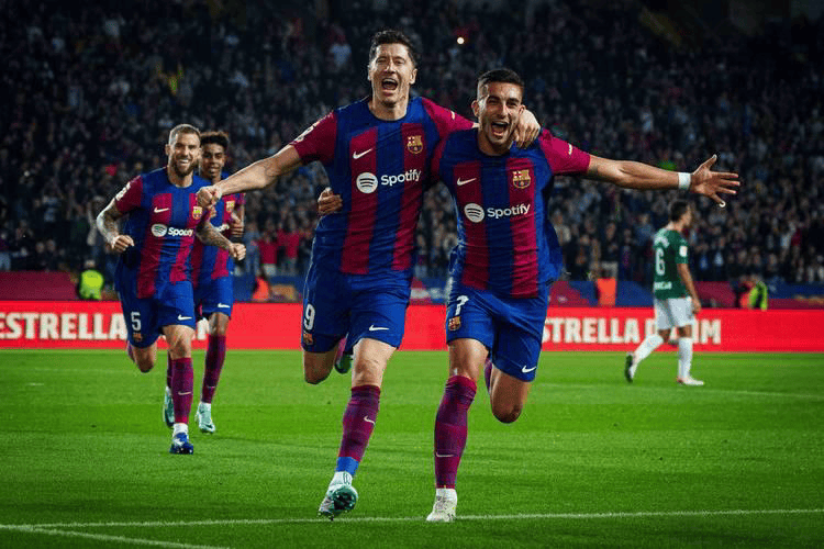 巴萨鏖战切尔西,加维扛起全队 巴萨鏖战切尔西,加维扛起全队