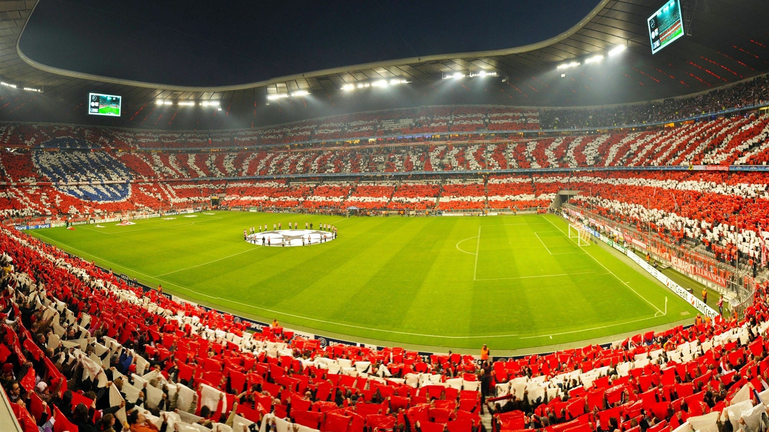 欧冠淘汰赛之夜，浓眉关键节点连续得分，诠释巨星本色